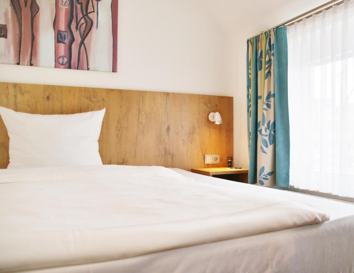Taste Smart Hotel Backnang Buitenkant foto