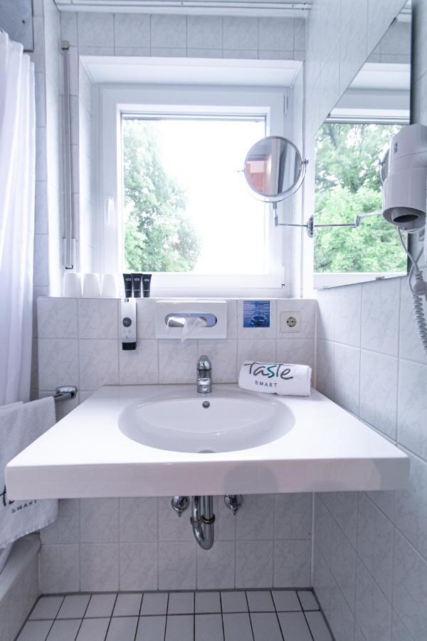 Taste Smart Hotel Backnang Buitenkant foto