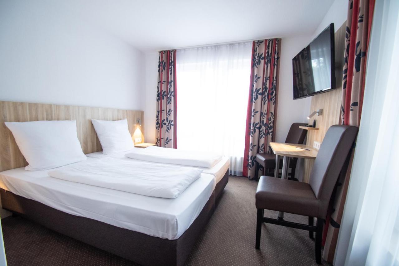 Taste Smart Hotel Backnang Buitenkant foto