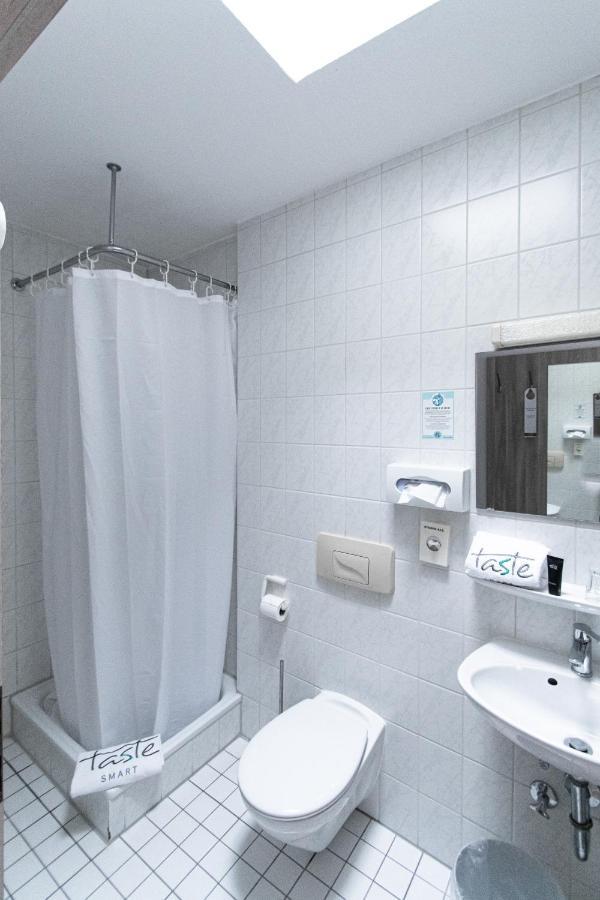 Taste Smart Hotel Backnang Buitenkant foto